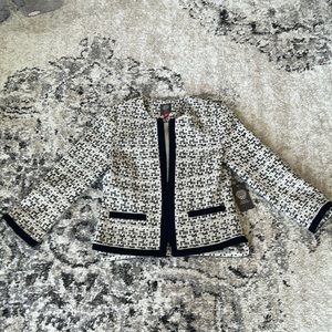 NWT Women’s Vince Camuto jacket size 0
